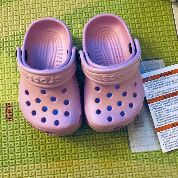 Baby Crocs - Picture 2 of 3
